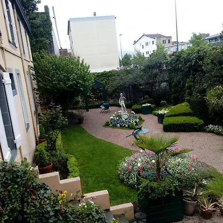 Couette-café Propriété Charbaymond Clermont-Ferrand